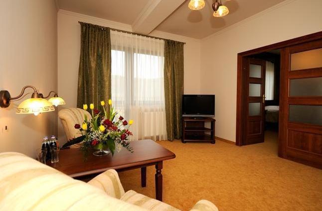 Hotel Salamandra Hoczew الغرفة الصورة